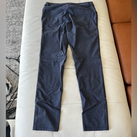 Lululemon ABC Pants slim fit - Picture 2 of 2